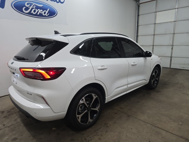 2023 Ford Escape Select photo 9