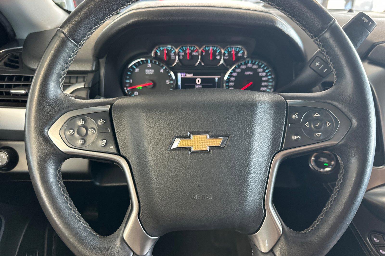 2015 Chevrolet Tahoe LTZ photo 23