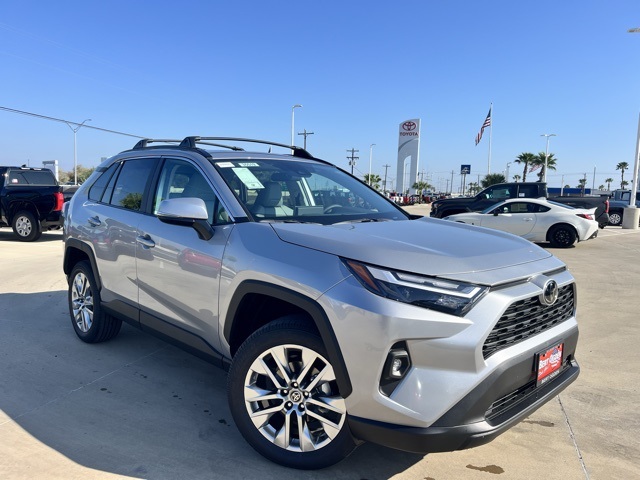 2025 Toyota RAV4 XLE Premium's photo