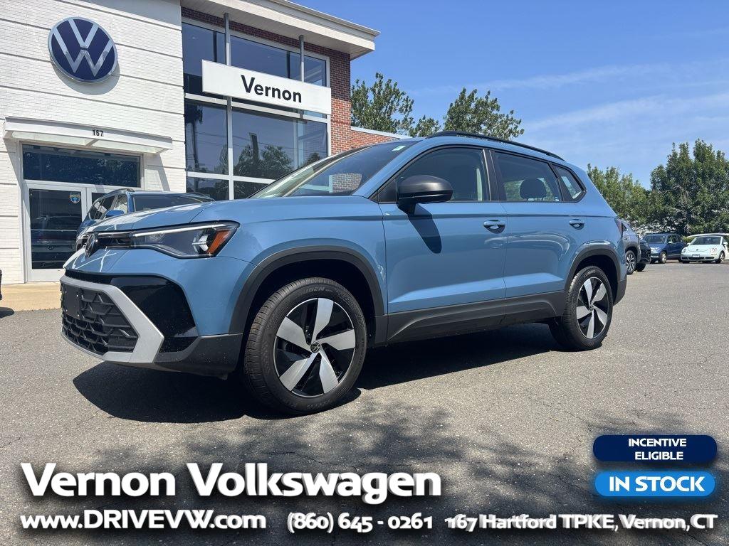 2025 Volkswagen Taos S's photo