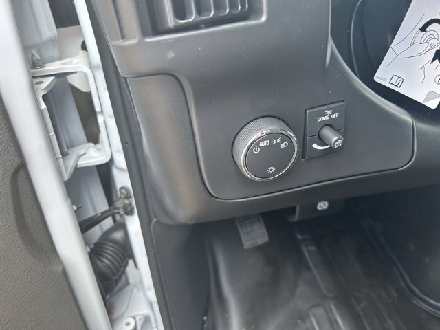 2025 Chevrolet Express Cargo 2500 photo 16