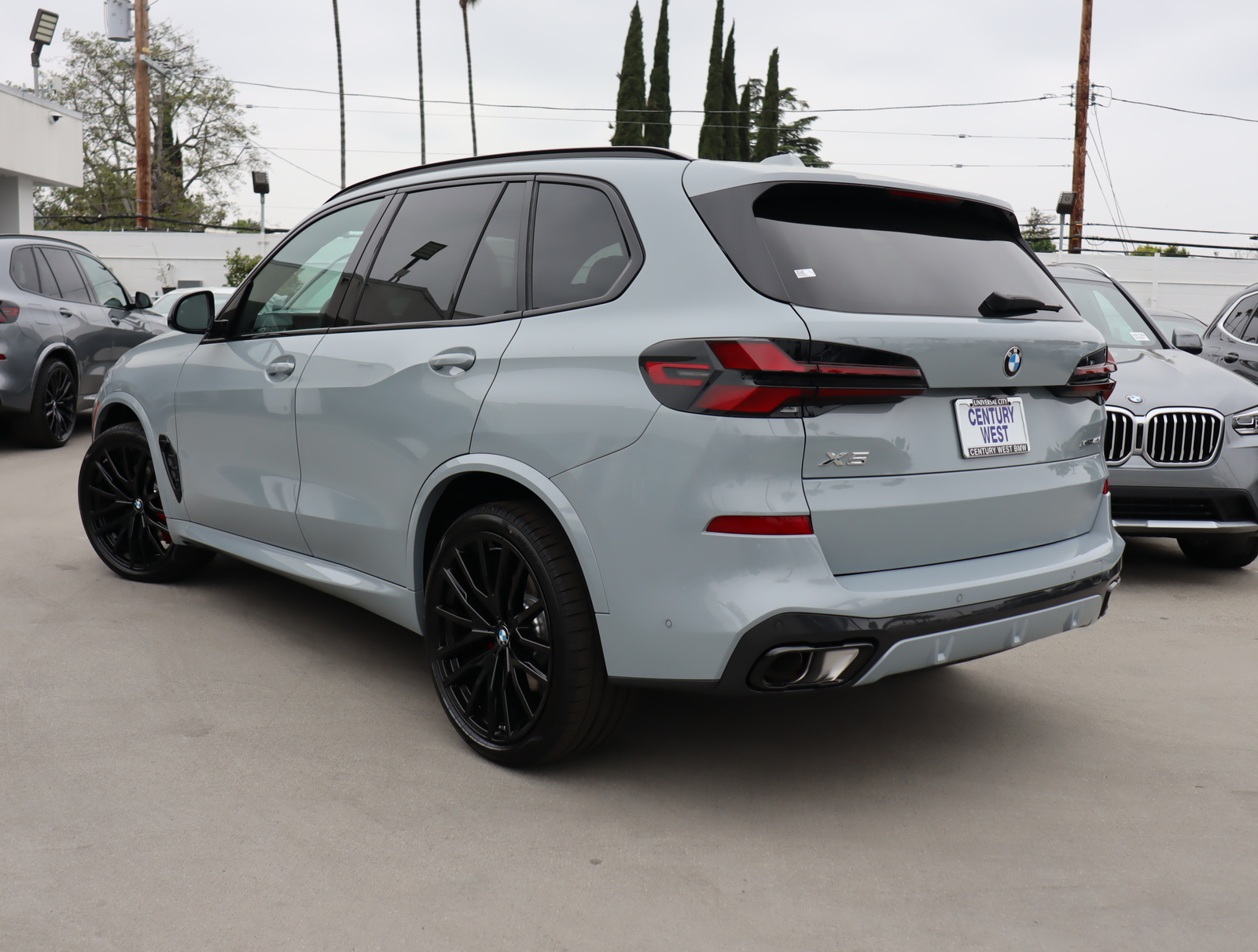New 2025 BMW X5 xDrive40i SUV in North Hollywood 25046 Century West BMW