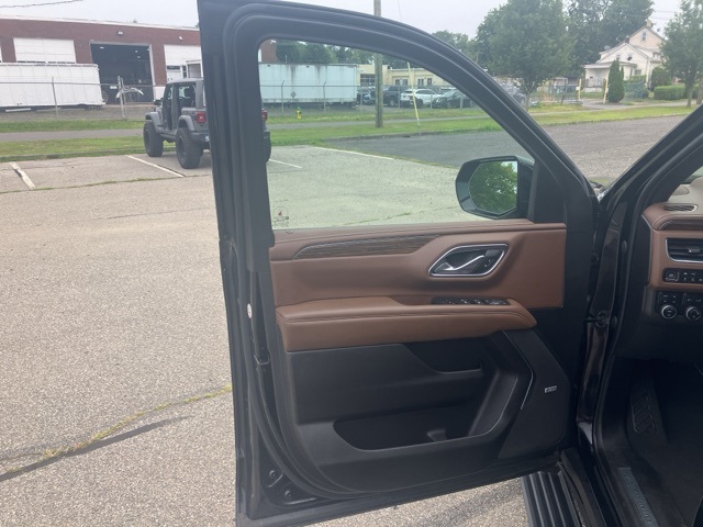 2022 Chevrolet Tahoe High Country photo 18