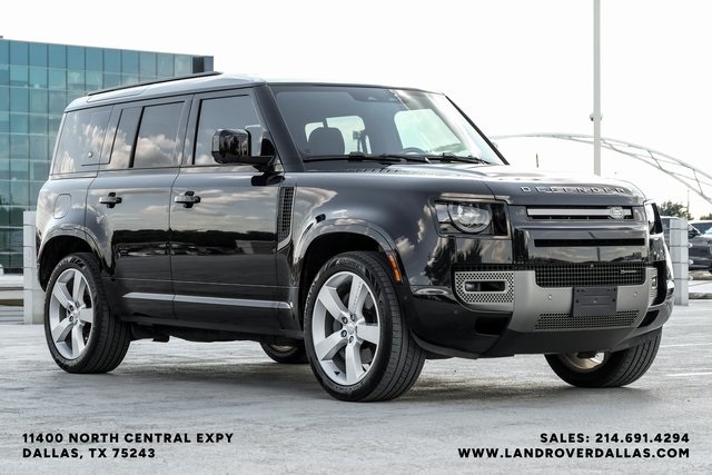 2023 Land Rover Defender 110 X-Dynamic SE photo 4