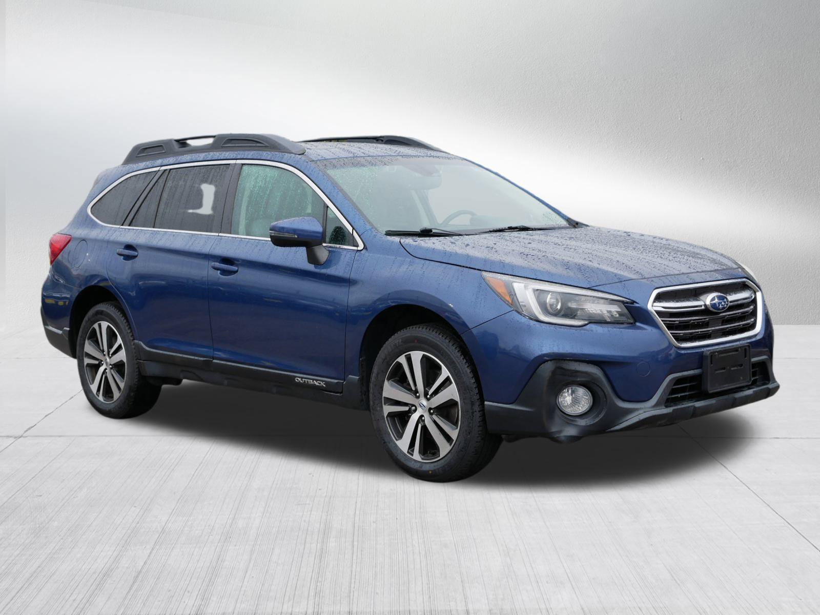 2019 Subaru Outback Limited's photo