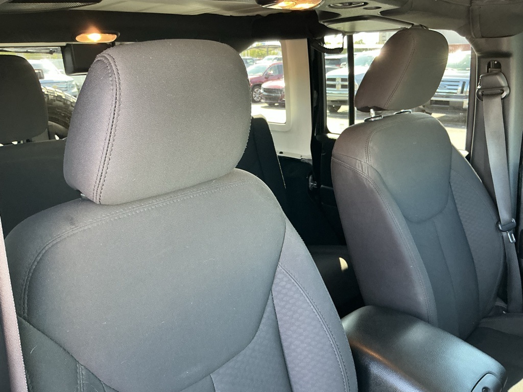 2018 Jeep Wrangler Unlimited Sport photo 27