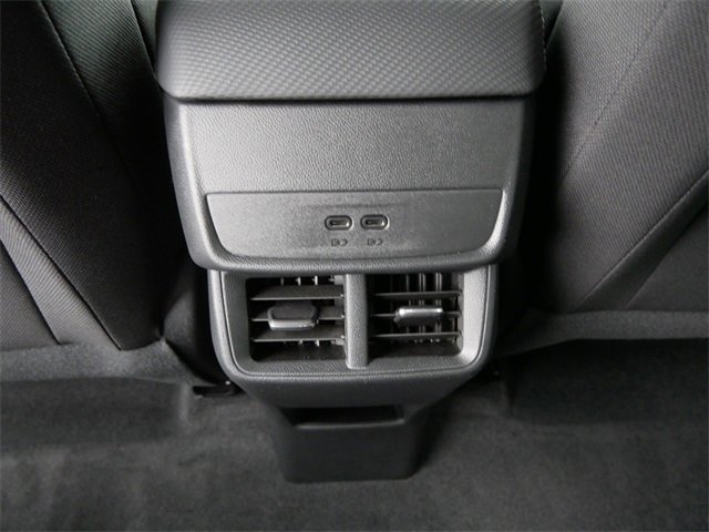 2025 Chevrolet Equinox LT photo 17