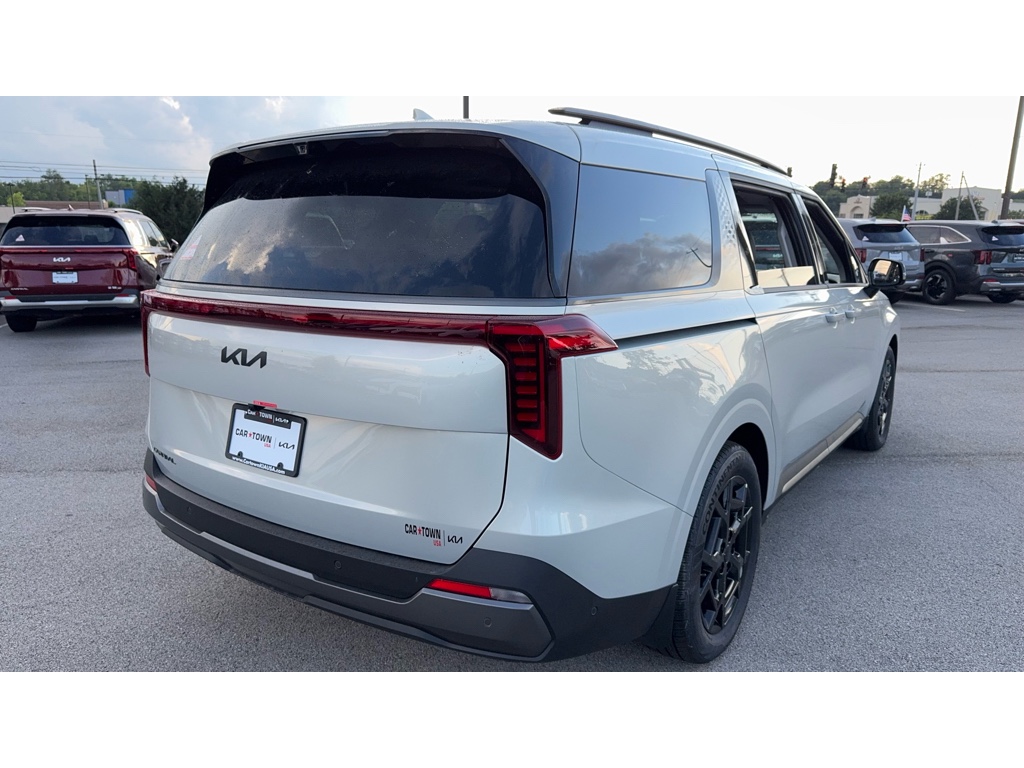2026 Kia Carnival SX Prestige photo 2