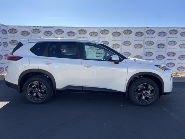 2026 Nissan Rogue SV's photo
