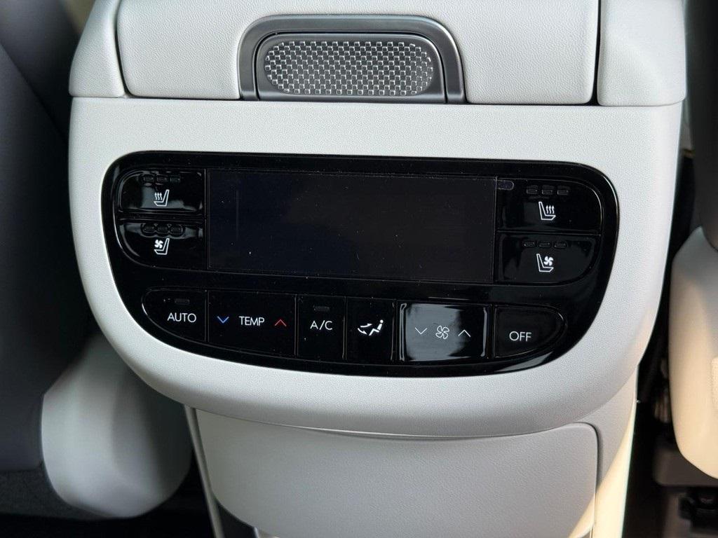 2026 Hyundai Ioniq Limited photo 6