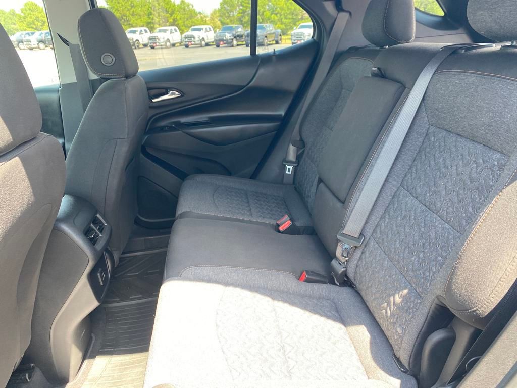 2023 Chevrolet Equinox LT photo 32