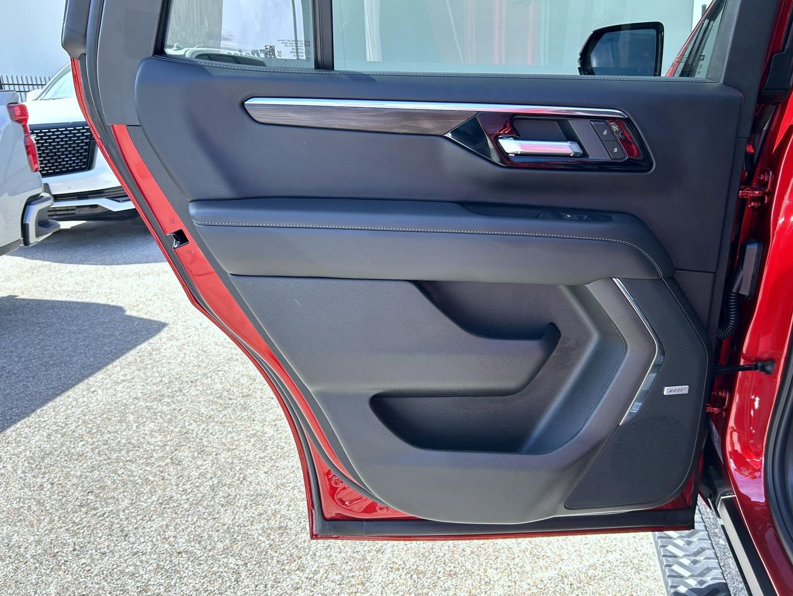 2025 Chevrolet Tahoe Z71 photo 17