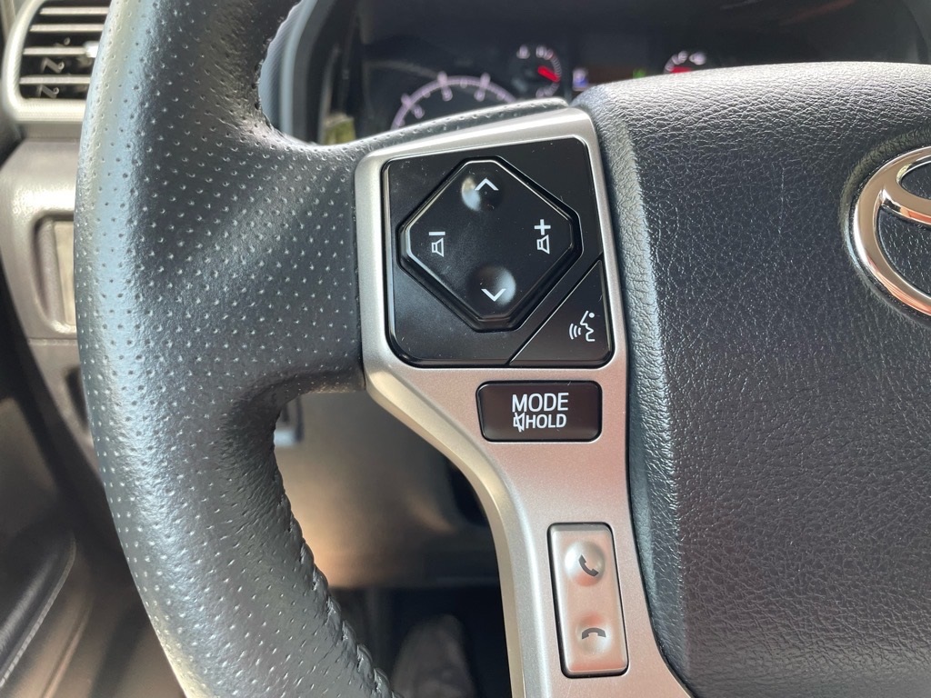 2024 Toyota 4Runner SR5 photo 6