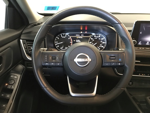 2024 Nissan Rogue SV photo 17