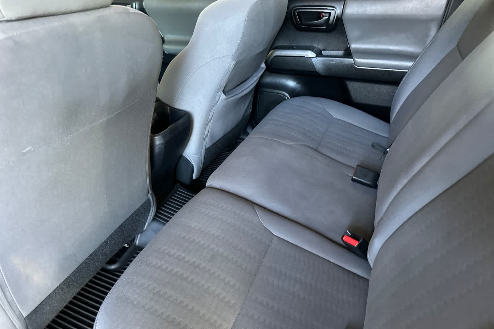2019 Toyota Tacoma SR5 photo 3