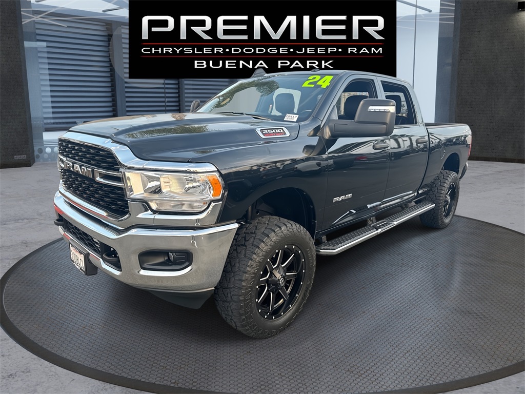 2024 RAM Ram 2500 Pickup Big Horn's photo