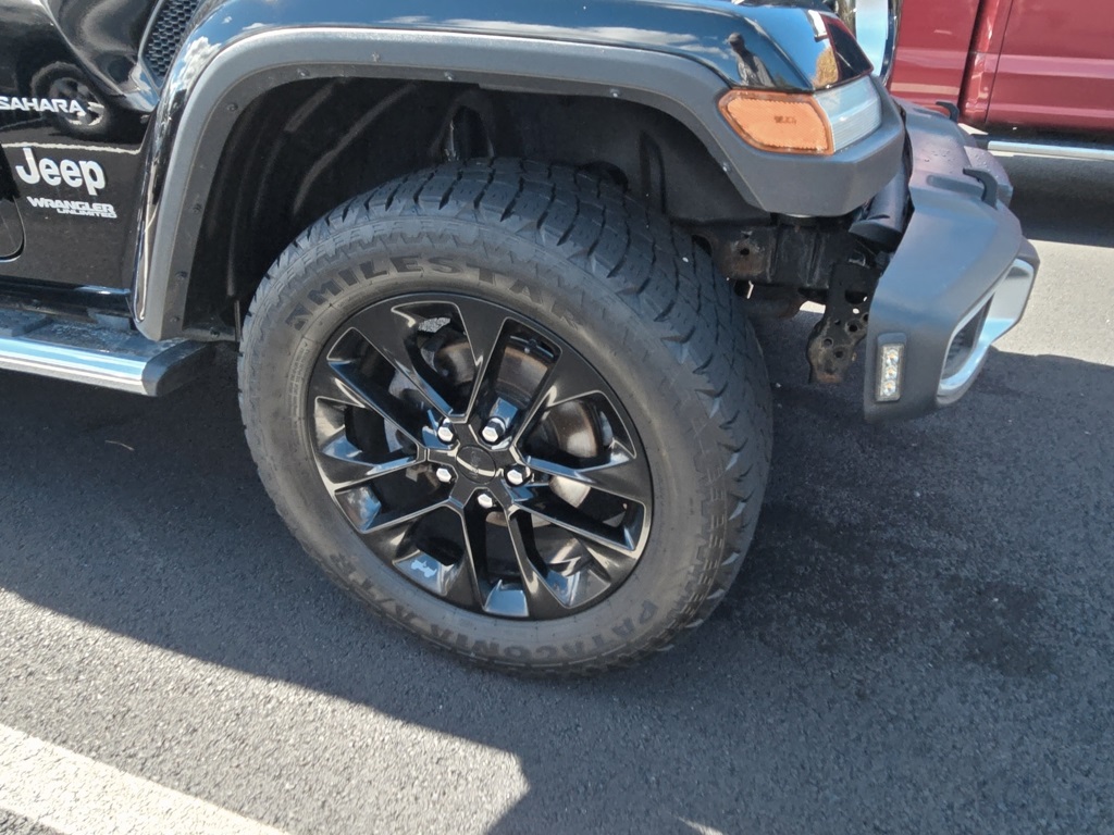 2021 Jeep Wrangler Unlimited Sahara photo 4