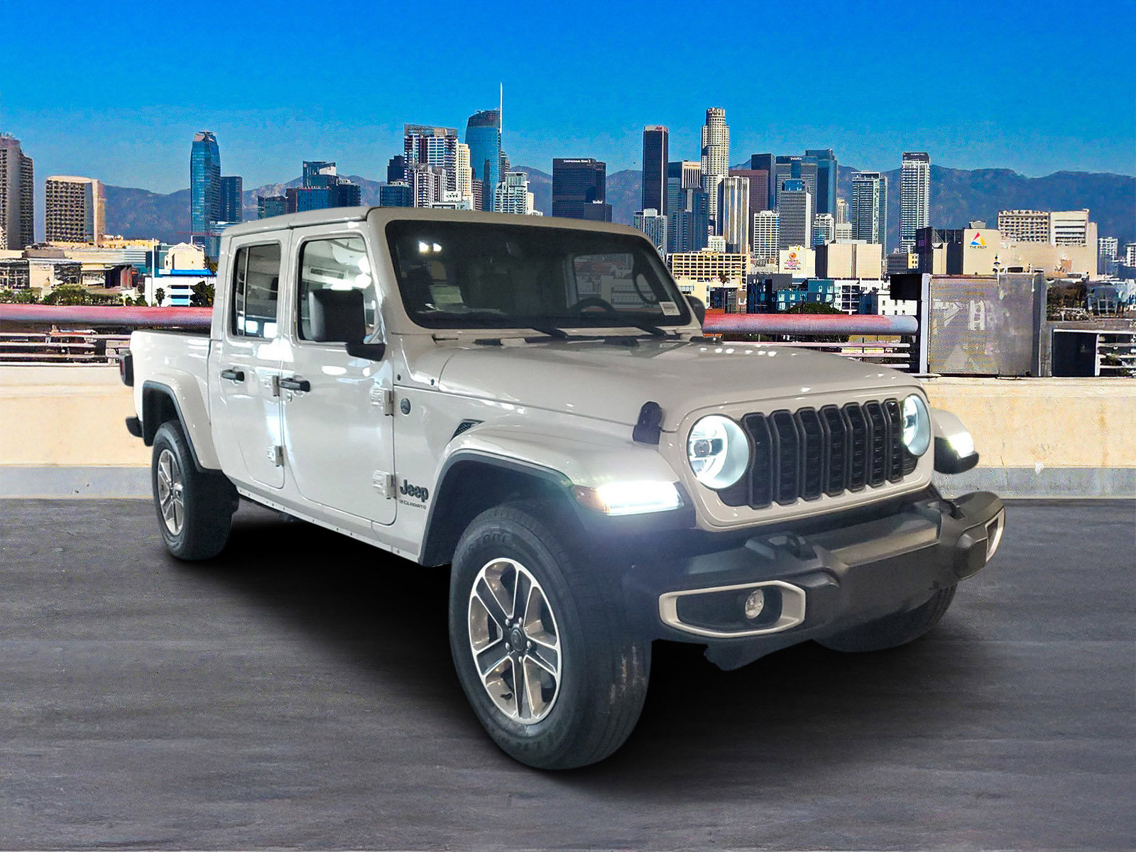 2024 Jeep Gladiator Sport S photo 2