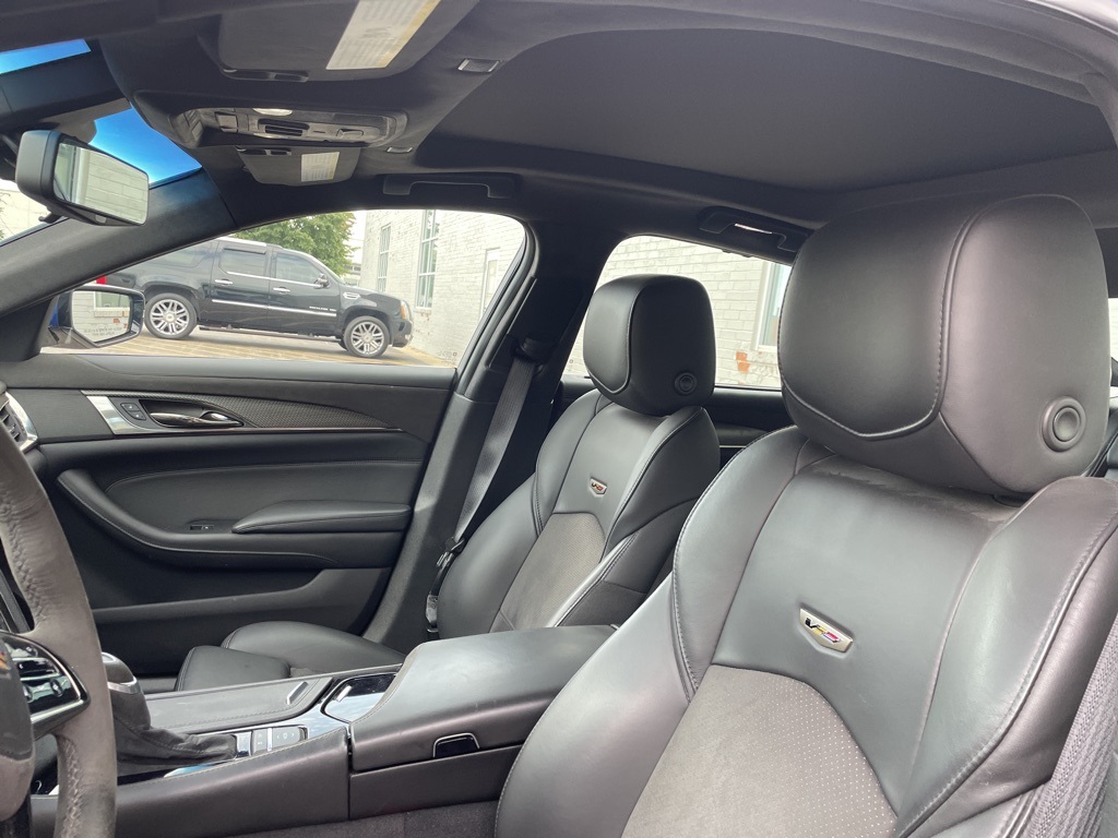2019 Cadillac CTS V Base photo 4