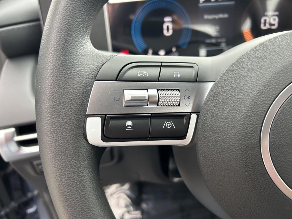 2025 Hyundai Tucson SE photo 14