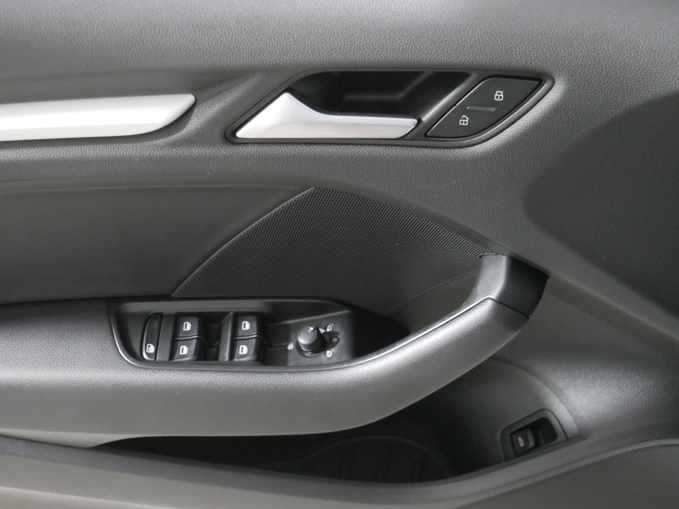 2015 Audi A3 2.0T Premium photo 18