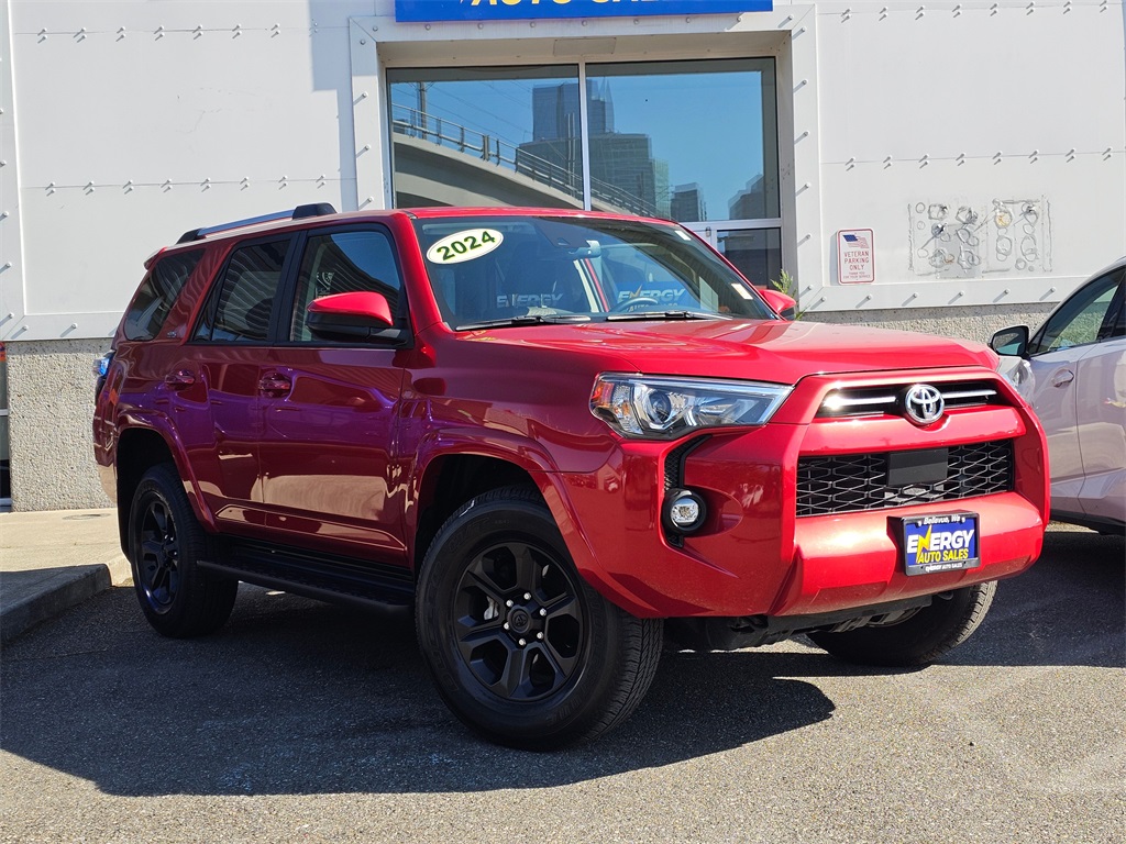 2024 Toyota 4Runner SR5 photo 2