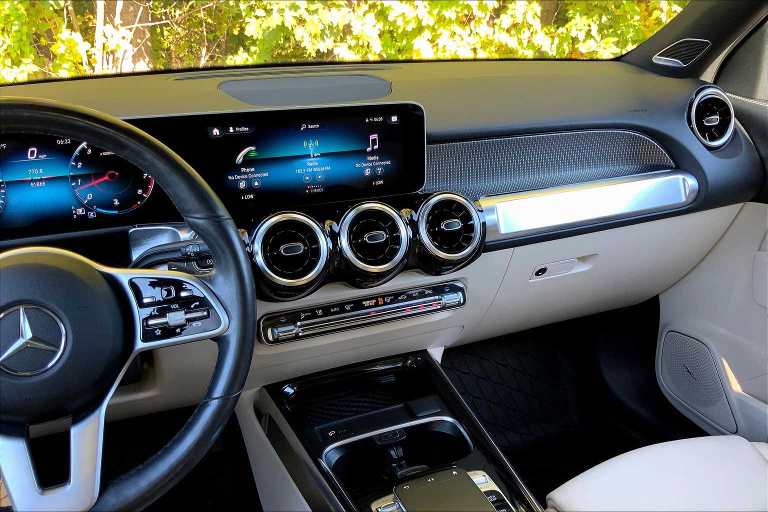 2020 Mercedes Benz GLB 250 4MATIC photo 6