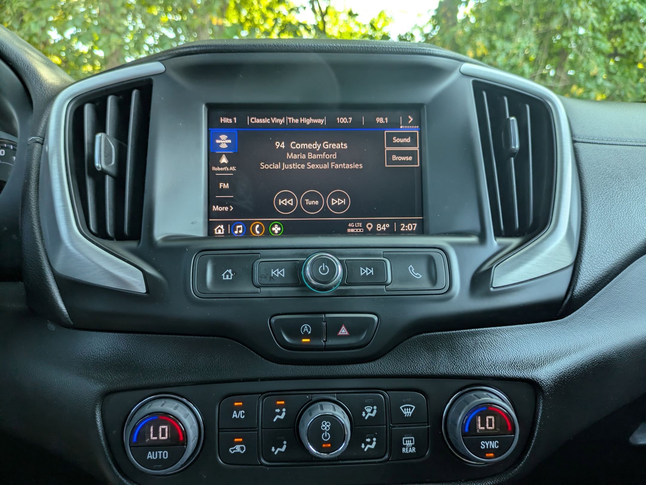 2022 Gmc Terrain SLE photo 12