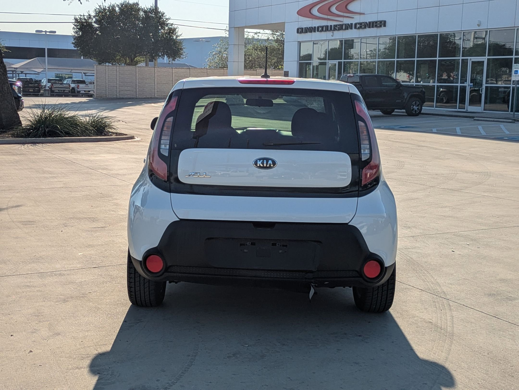 2015 Kia Soul Plus photo 3