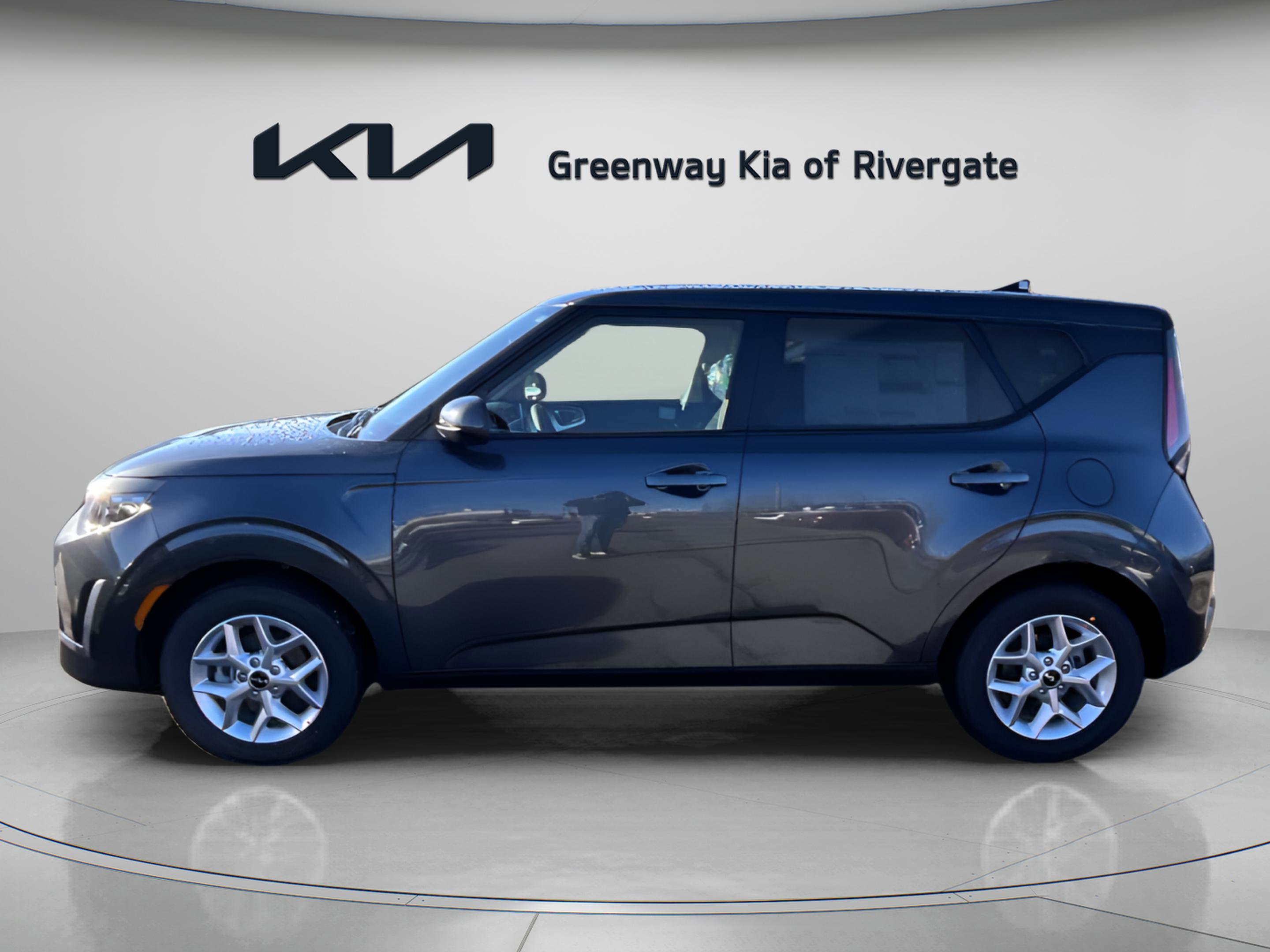 2025 Kia Soul LX photo 4