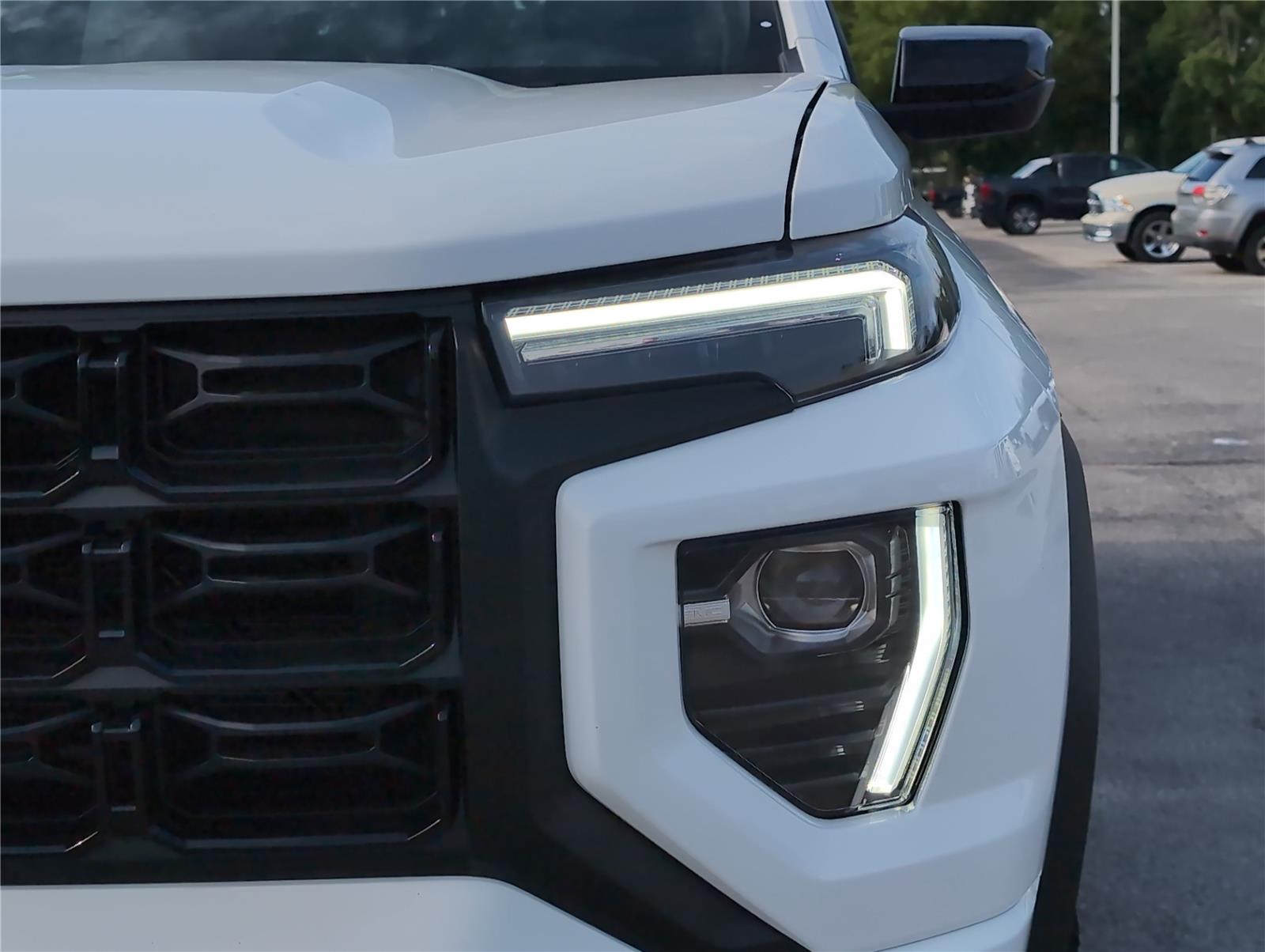 2025 Gmc Canyon Elevation photo 31