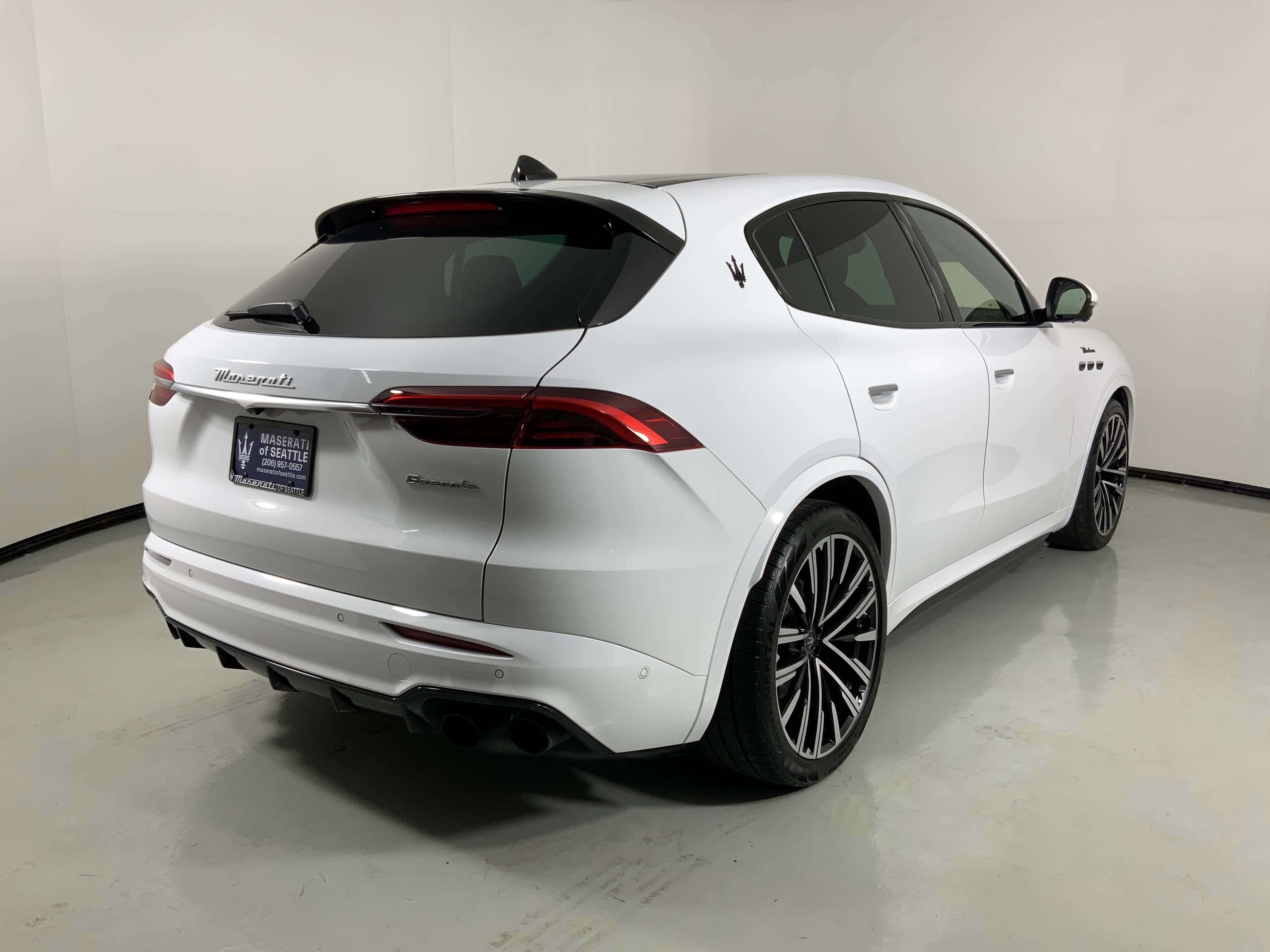 2023 Maserati Grecale Modena photo 2