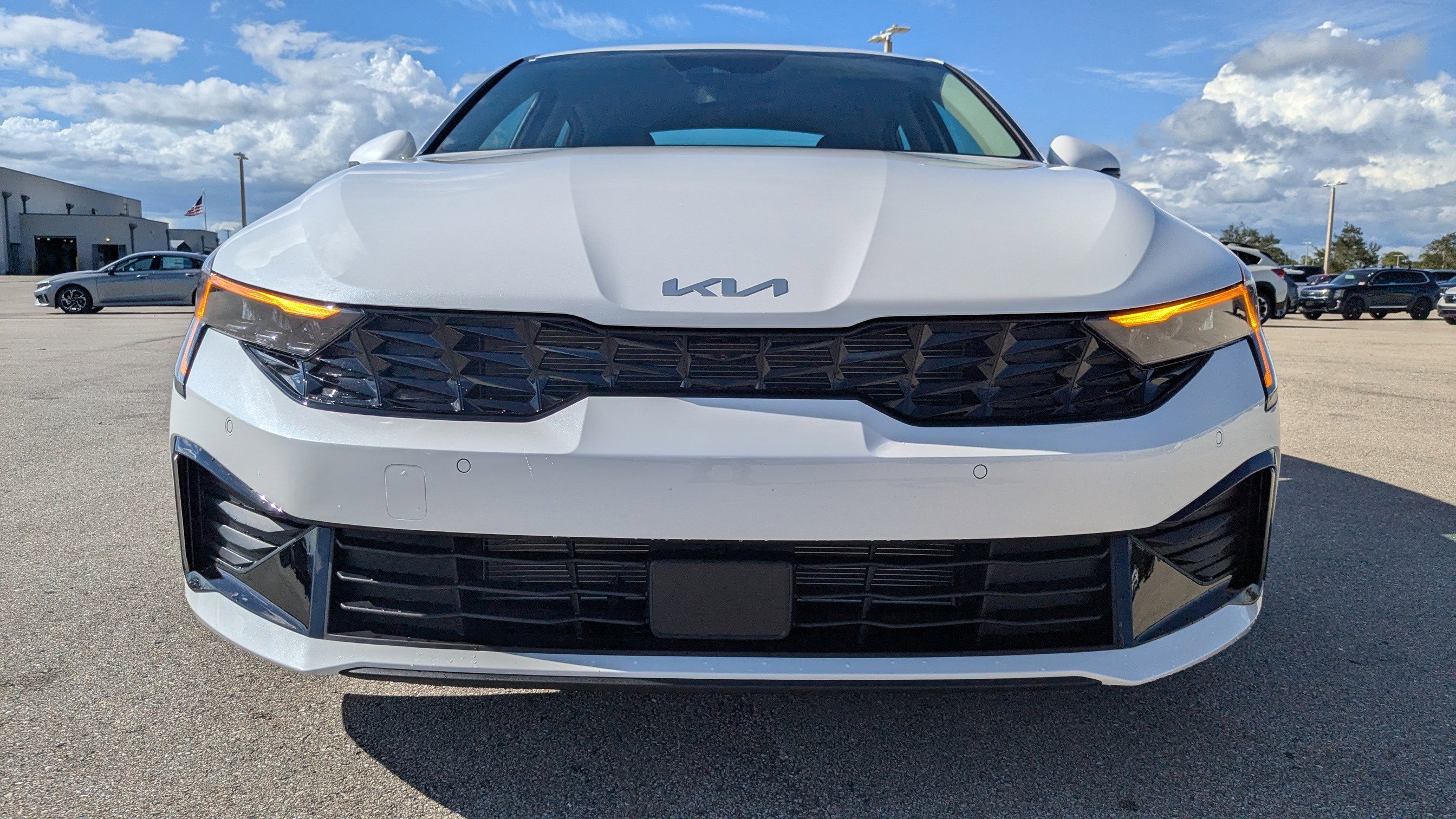 2026 Kia K5 LXS photo 3