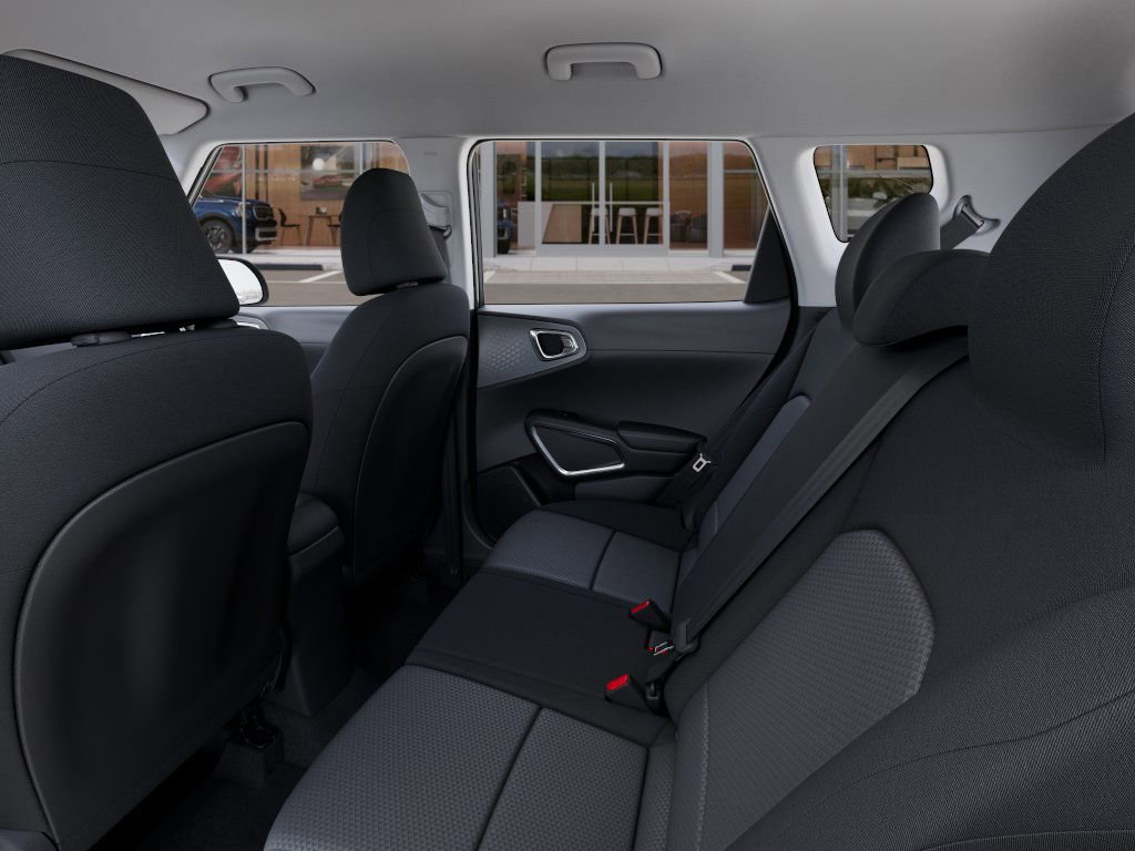 2025 Kia Soul LX S photo 3