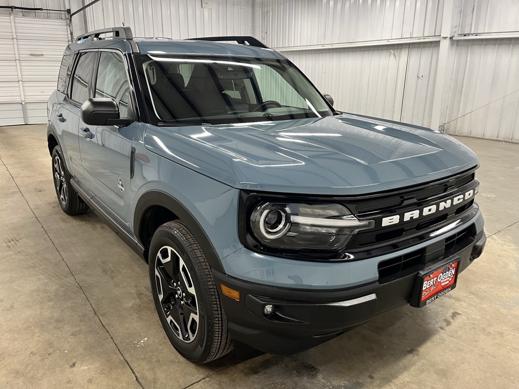 2023 Ford Bronco Sport Outer Banks's photo