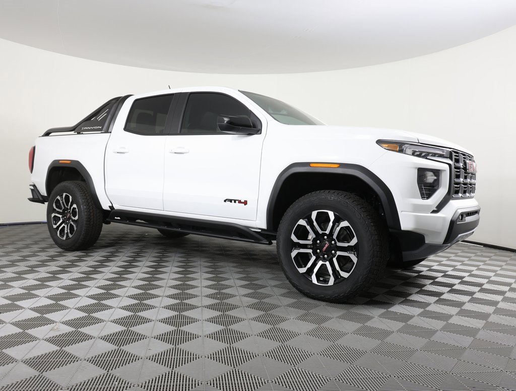2025 Gmc Canyon AT4 photo 3