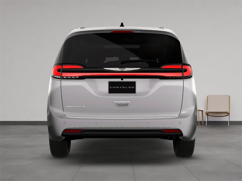 2026 Chrysler Pacifica Pinnacle photo 10