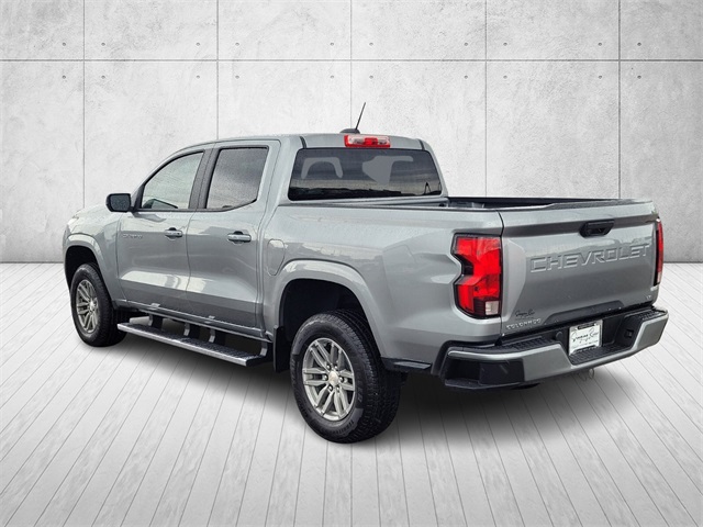 2024 Chevrolet Colorado LT photo 5
