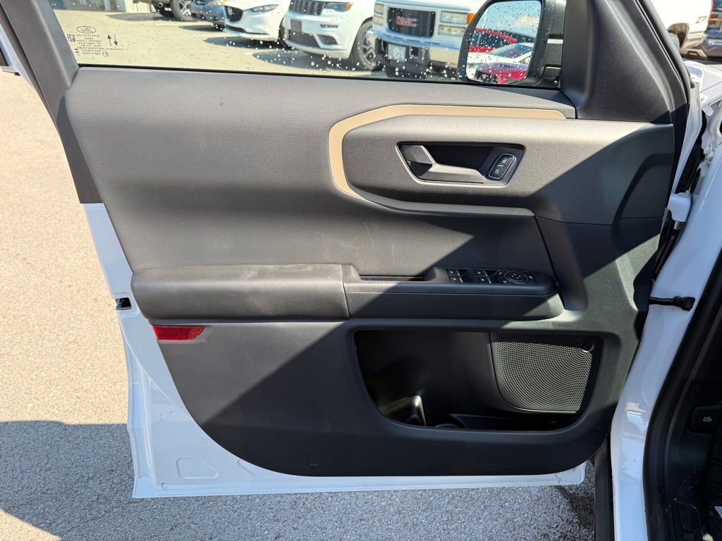 2025 Ford Bronco Sport Big Bend photo 2