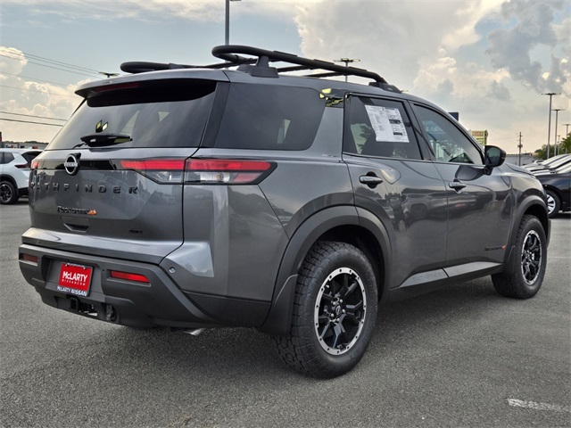 2025 Nissan Pathfinder Rock Creek photo 3
