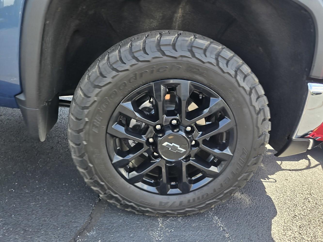 2025 Chevrolet Silverado 2500HD LT photo 35
