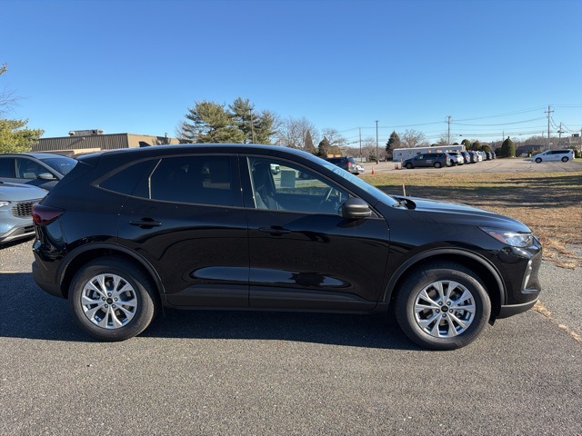 2026 Ford Escape Active photo 2