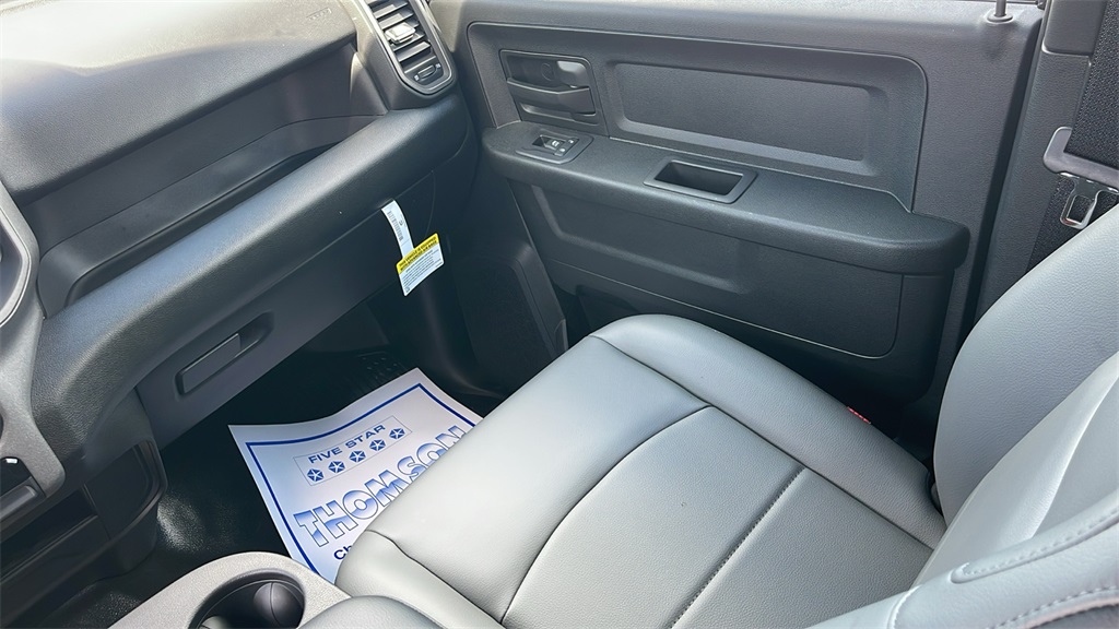 2025 Ram 2500 Tradesman photo 12