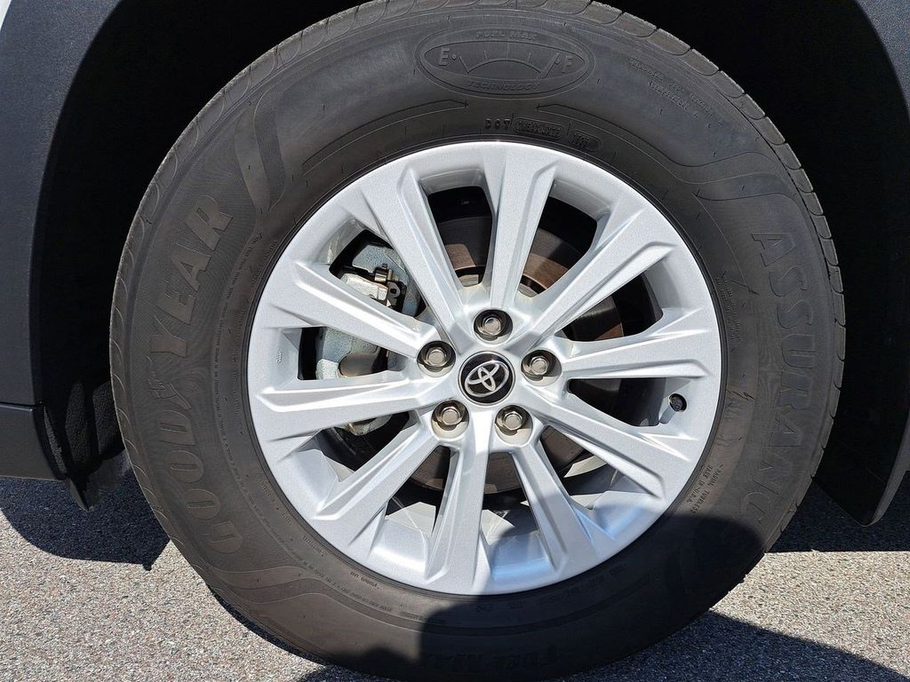 2024 Toyota Grand Highlander XLE photo 10