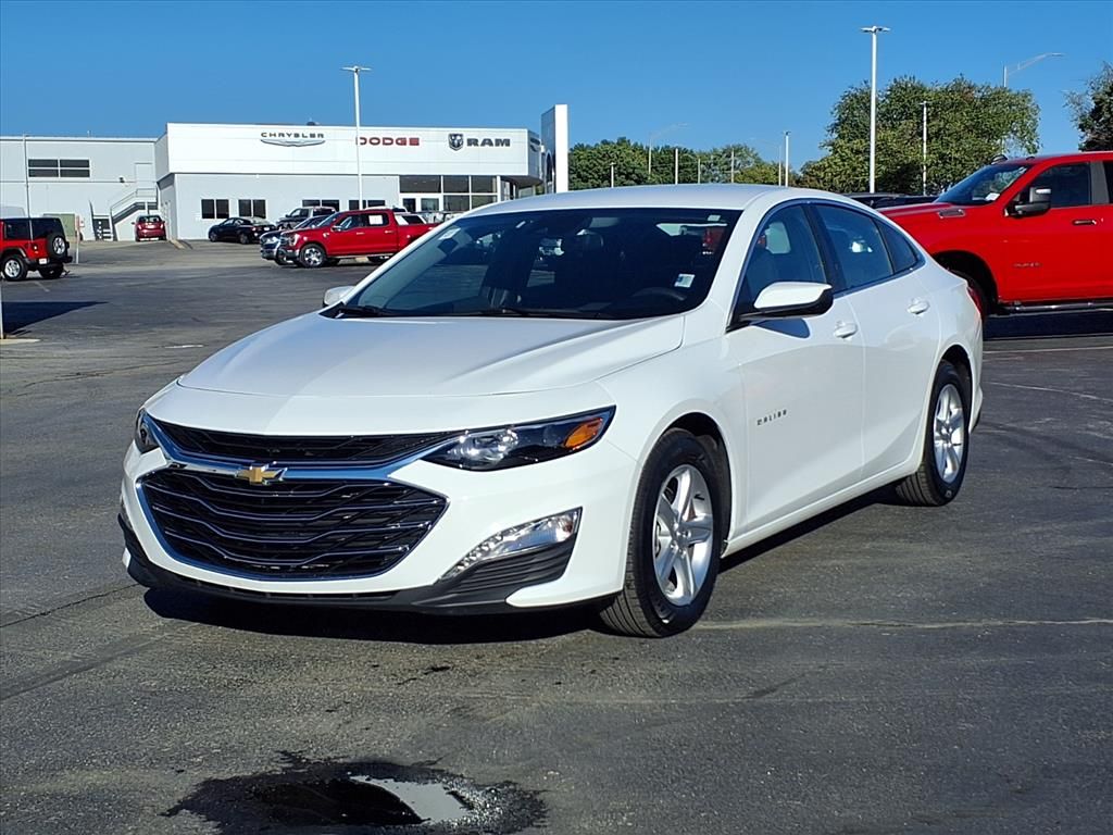 Used 2024 Chevrolet Malibu 1LT with VIN 1G1ZD5ST6RF204952 for sale in Kansas City