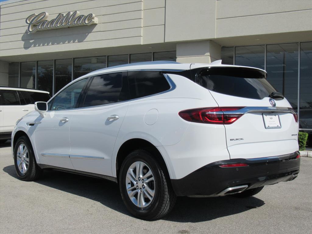 2018 Buick Enclave Essence photo 4