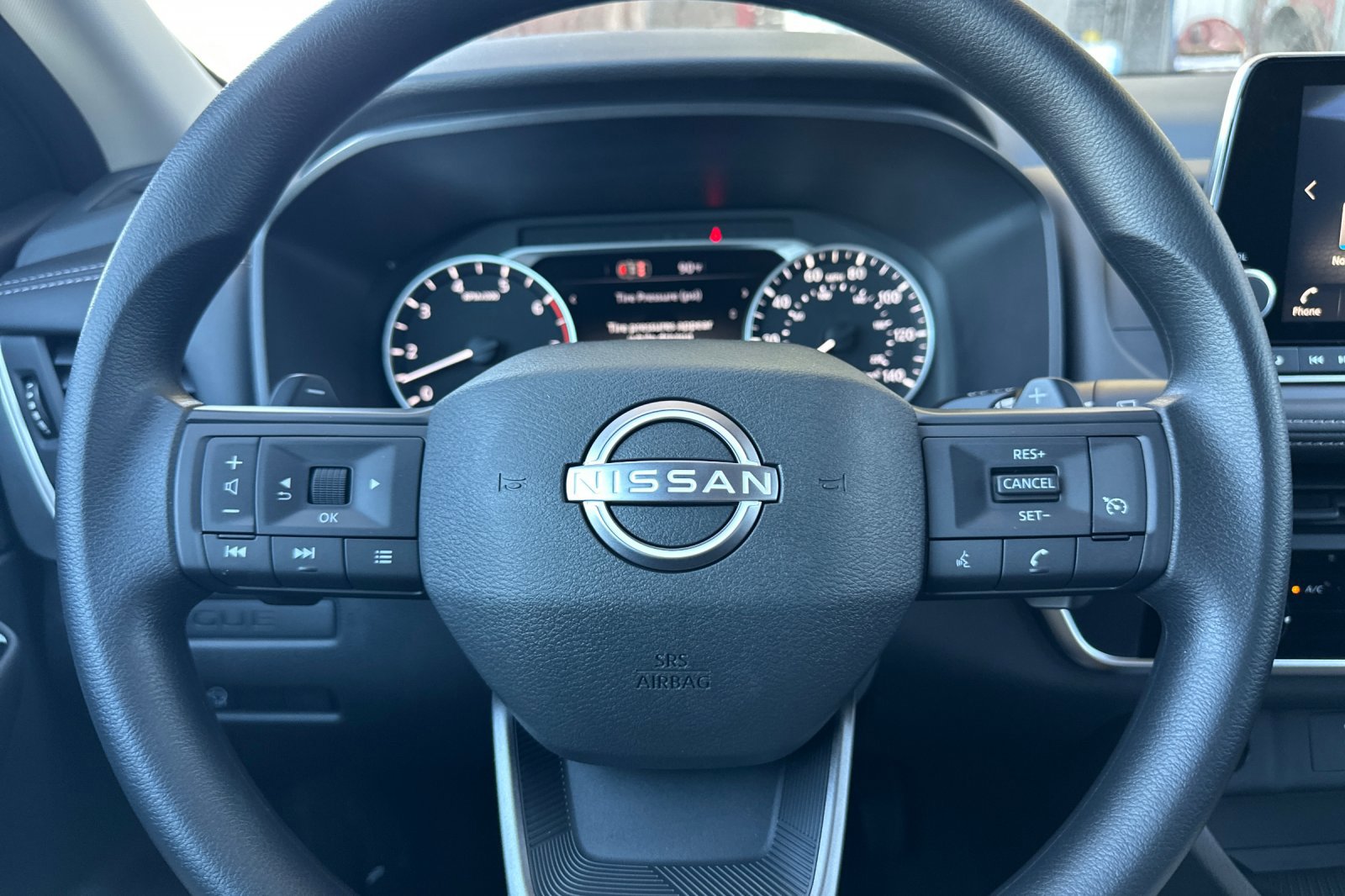 2026 Nissan Rogue S photo 18