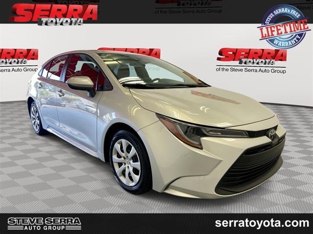 2025 Toyota Corolla LE's photo
