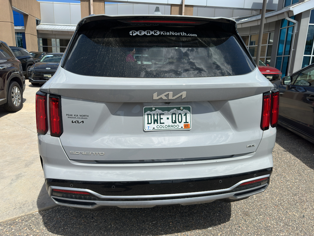 2023 Kia Sorento SX photo 4