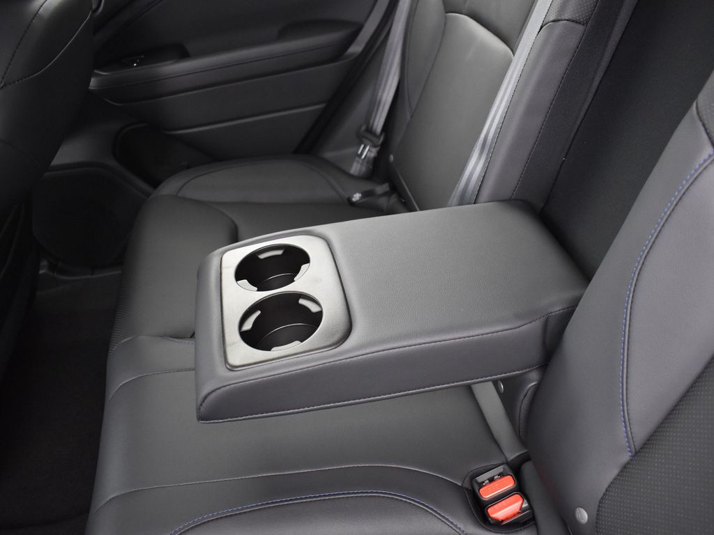 2025 Subaru Forester Limited photo 19